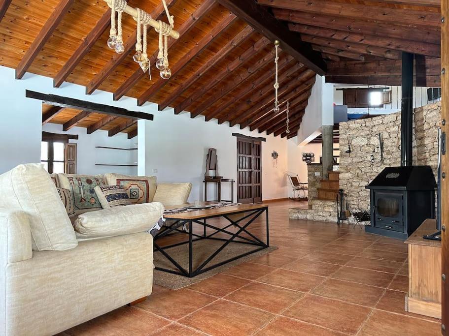 Villa With Pool In The Centre Of Fuerteventura アンティグア エクステリア 写真